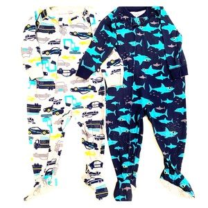2 Carters Sleepers for Baby Boys 🍼 •12 months•